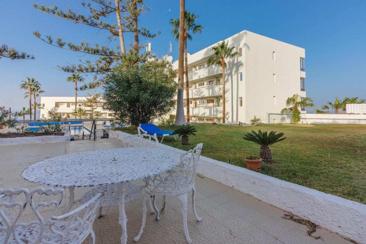 Arenas Negras Playa La Arena, Newly Renovated Apartment ปัวร์โตเดซานตีอาโก ภายนอก รูปภาพ